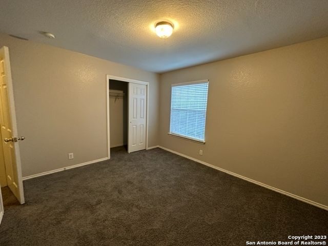 2111 RED ROCK XING, San Antonio, TX 78245