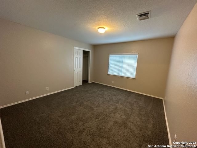2111 RED ROCK XING, San Antonio, TX 78245