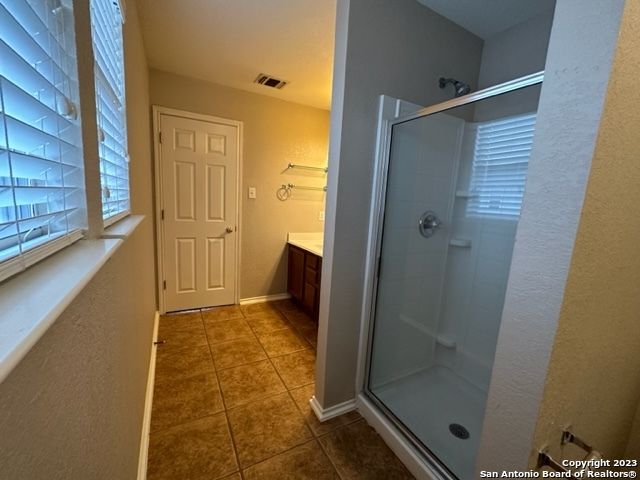 2111 RED ROCK XING, San Antonio, TX 78245