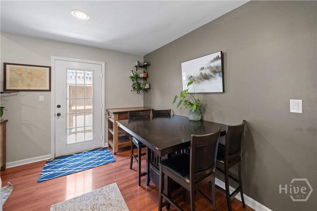 Image 14 of property listing at 7340 Garfield Street, Savannah, GA 31406