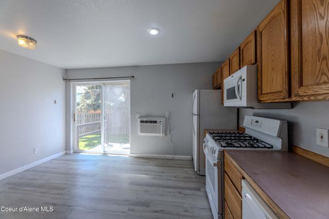 418 N Division Ave, Sandpoint, ID 83864
