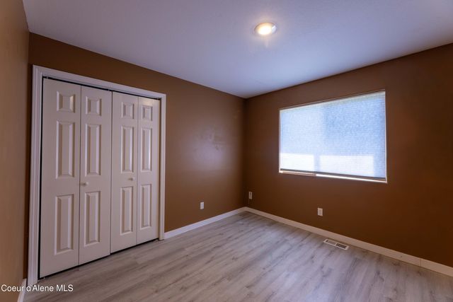 418 N Division Ave, Sandpoint, ID 83864