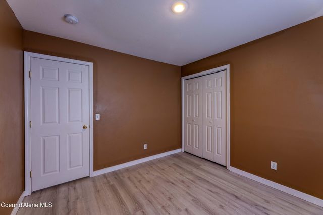 418 N Division Ave, Sandpoint, ID 83864