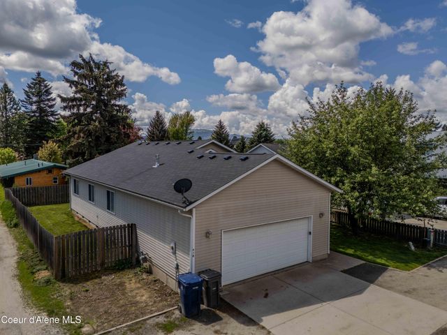 418 N Division Ave, Sandpoint, ID 83864