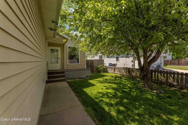 418 N Division Ave, Sandpoint, ID 83864