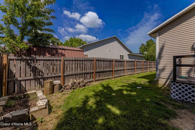 418 N Division Ave, Sandpoint, ID 83864