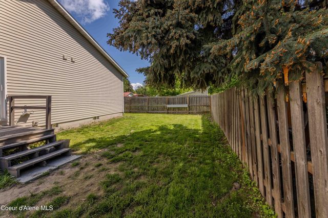 418 N Division Ave, Sandpoint, ID 83864
