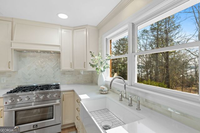 8294 Shelley Trail, Macon, GA 31220