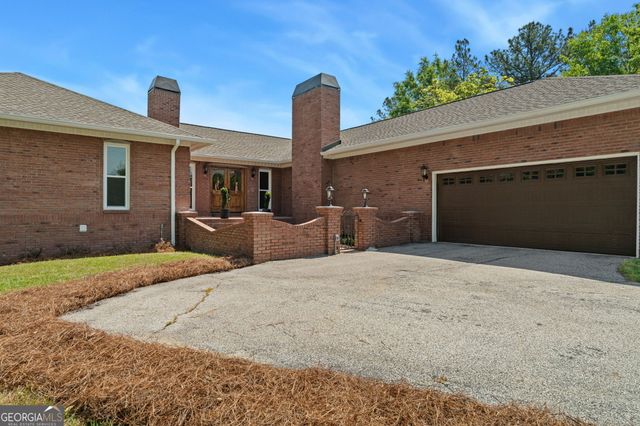 8294 Shelley Trail, Macon, GA 31220