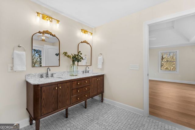 8294 Shelley Trail, Macon, GA 31220