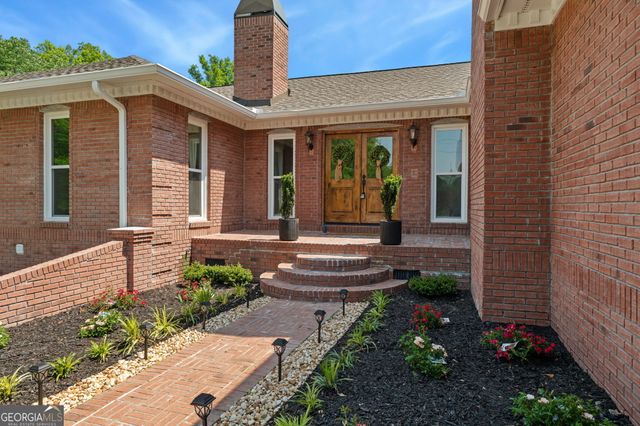 8294 Shelley Trail, Macon, GA 31220