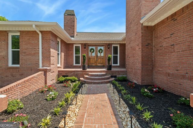 8294 Shelley Trail, Macon, GA 31220