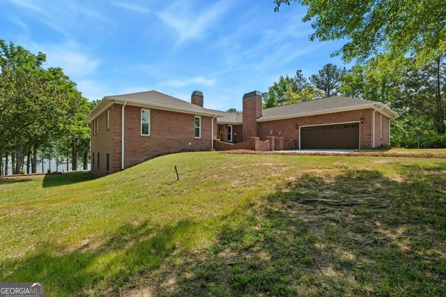 8294 Shelley Trail, Macon, GA 31220