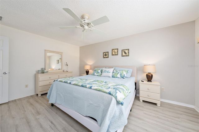 1017 PINEWOOD PLACE, The Villages, FL 32162