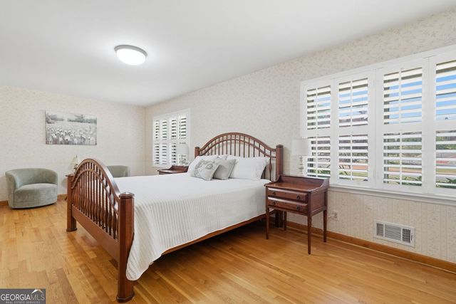 3140 Post Oak Tritt Road, Marietta, GA 30062