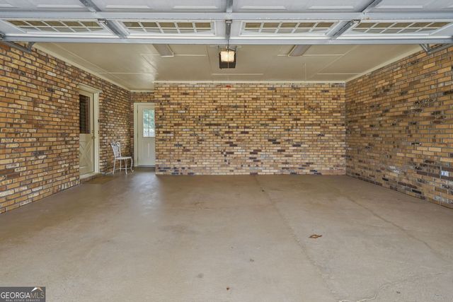 3140 Post Oak Tritt Road, Marietta, GA 30062