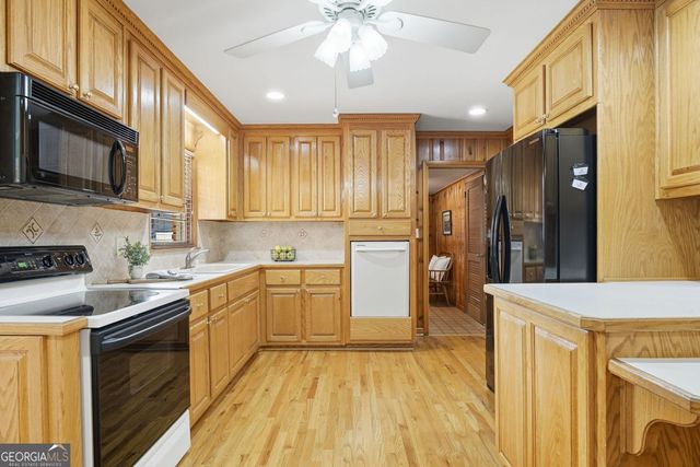 3140 Post Oak Tritt Road, Marietta, GA 30062