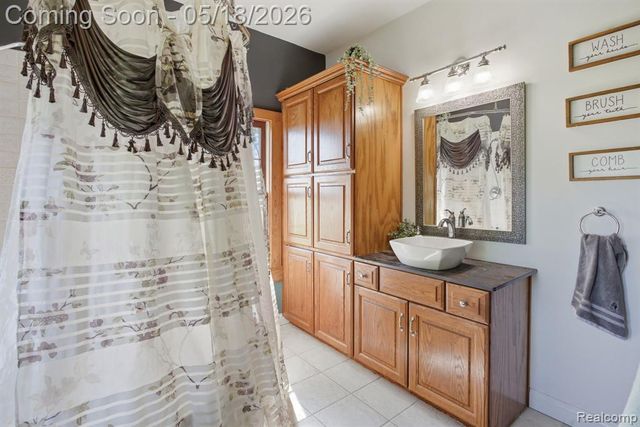 14104 Carleton West Road, Carleton, MI 48117