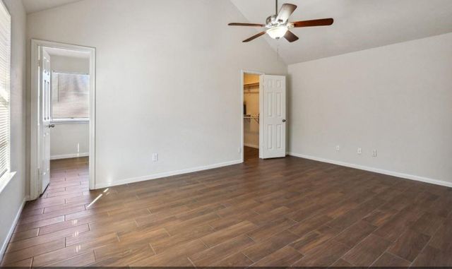9423 Rippling Fields Dr, Houston, TX 77064