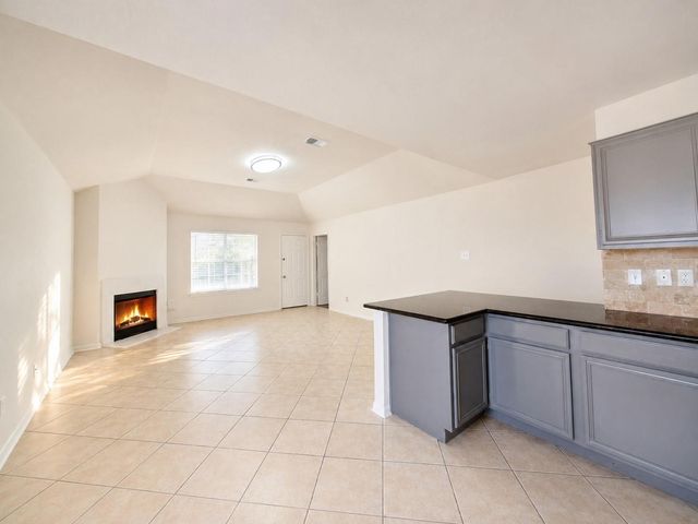 9423 Rippling Fields Dr, Houston, TX 77064