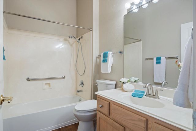 122 Dan Moody TRL, Georgetown, TX 78633