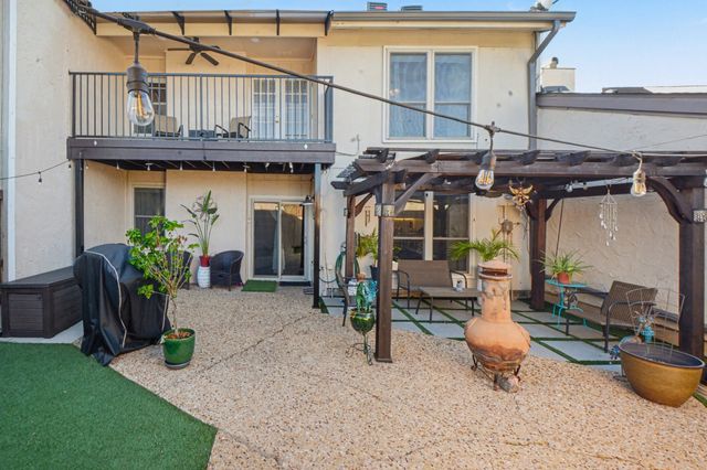 9446 Chimney Corner Lane, Dallas, TX 75243