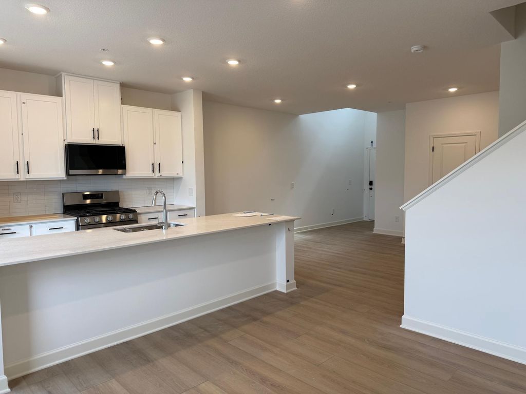 10549 Harbor Lane N, Maple Grove, MN 55369 — photo 3