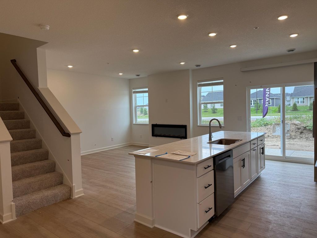 10549 Harbor Lane N, Maple Grove, MN 55369 — photo 4