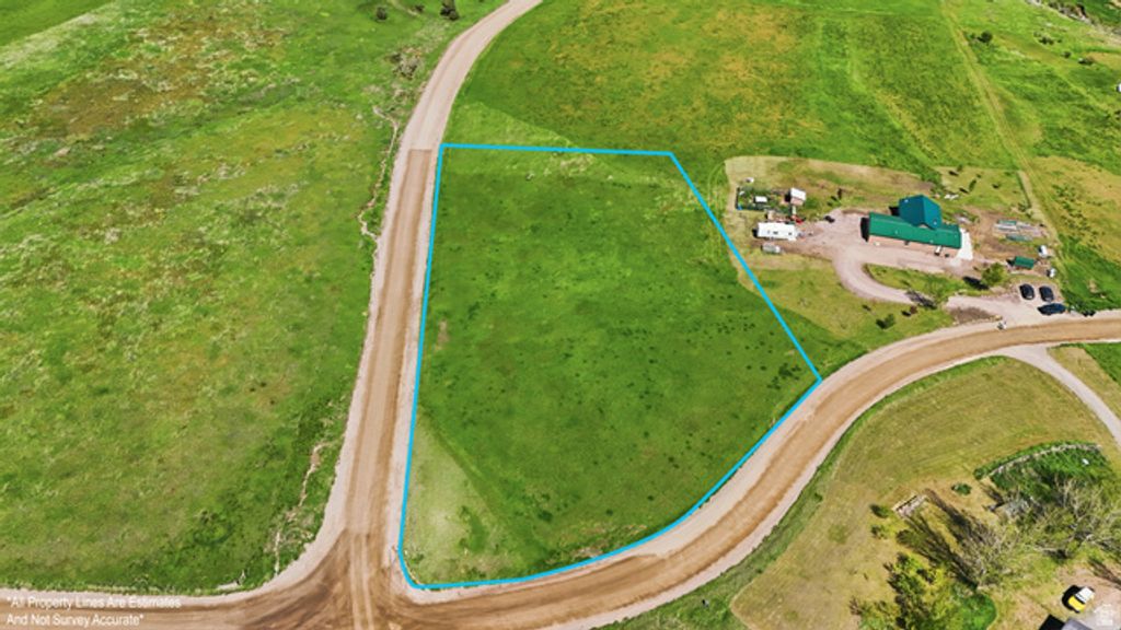 Image 12 of property listing at 8096 N VALLEY VIEW HTS, Preston, ID 83263