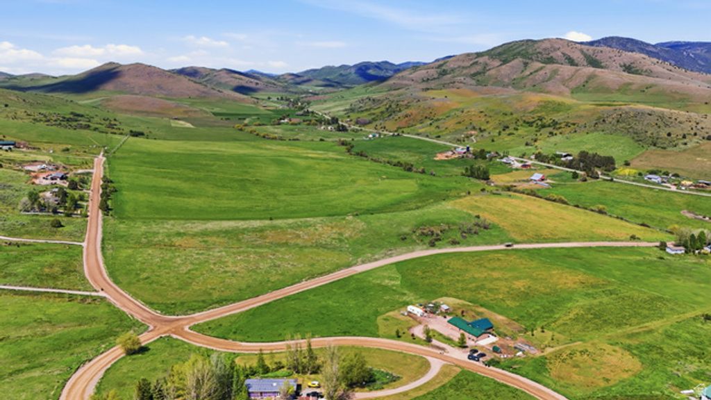 Image 4 of property listing at 8096 N VALLEY VIEW HTS, Preston, ID 83263