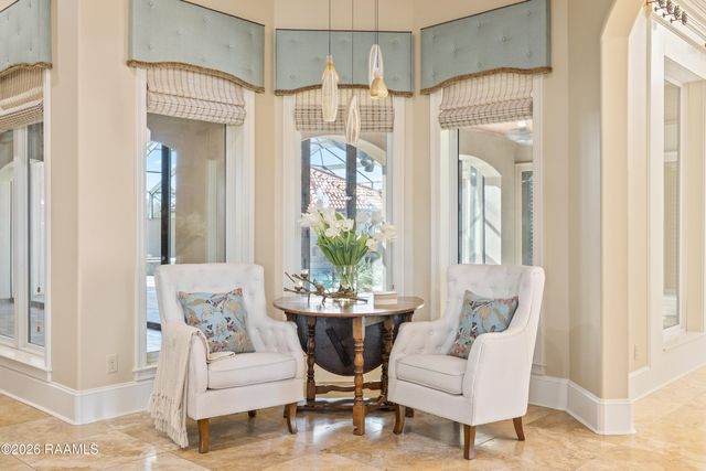 208 Saddleback Circle, Youngsville, LA 70592