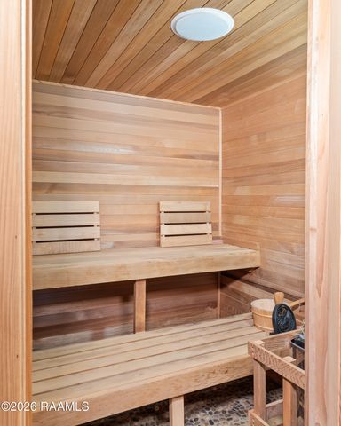 208 Saddleback Circle, Youngsville, LA 70592