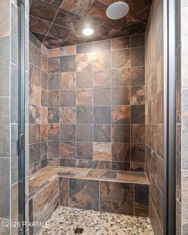 208 Saddleback Circle, Youngsville, LA 70592