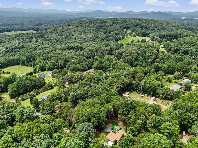 85 Popular Drive, Blairsville, GA 30512