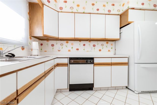 4 Chelsea Court, Beachwood, OH 44122