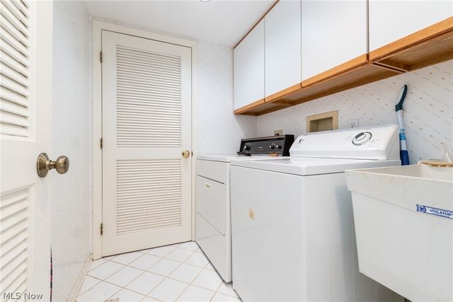 4 Chelsea Court, Beachwood, OH 44122