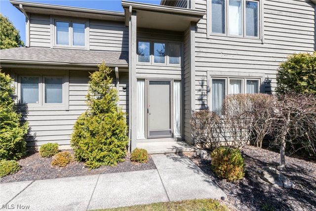 4 Chelsea Court, Beachwood, OH 44122