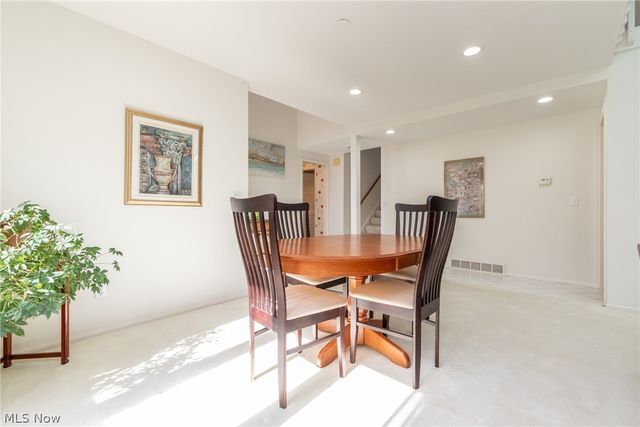 4 Chelsea Court, Beachwood, OH 44122