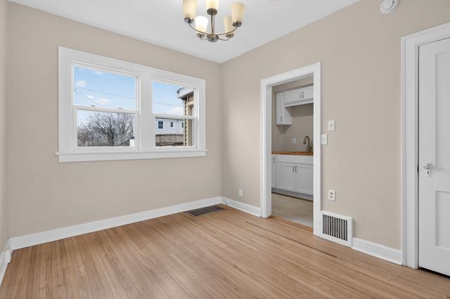 434 Belmont Avenue, Waterloo, IA 50701