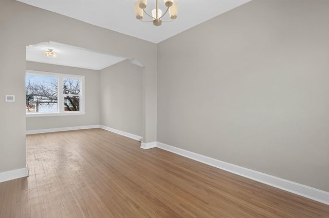 434 Belmont Avenue, Waterloo, IA 50701