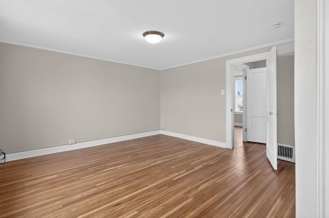 434 Belmont Avenue, Waterloo, IA 50701