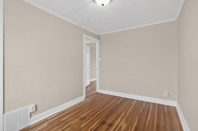 434 Belmont Avenue, Waterloo, IA 50701