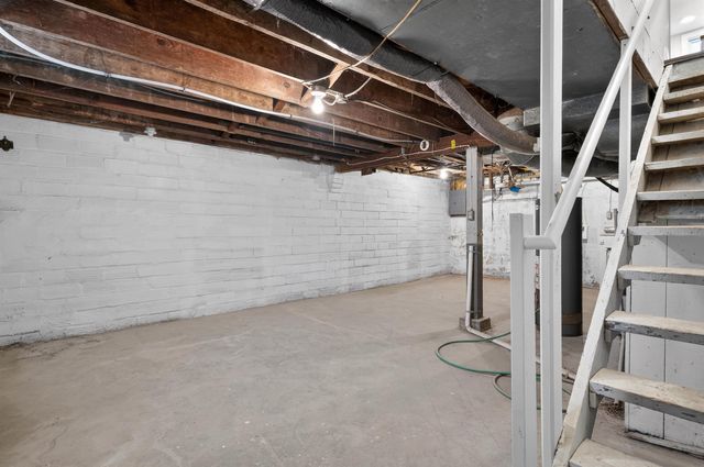 434 Belmont Avenue, Waterloo, IA 50701