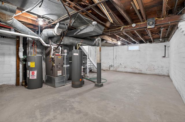 434 Belmont Avenue, Waterloo, IA 50701