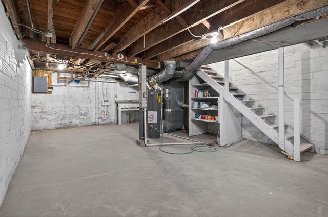 434 Belmont Avenue, Waterloo, IA 50701