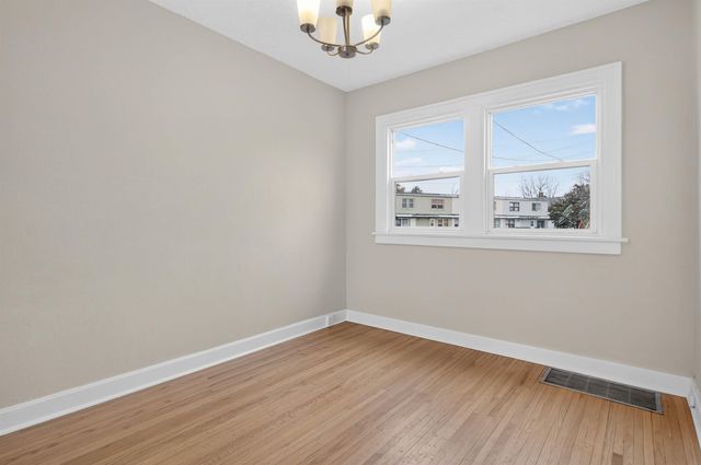 434 Belmont Avenue, Waterloo, IA 50701