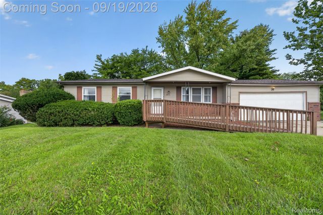 4064 Sheraton Drive, Flint Charter Township, MI 48532