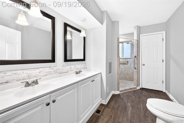4064 Sheraton Drive, Flint Charter Township, MI 48532