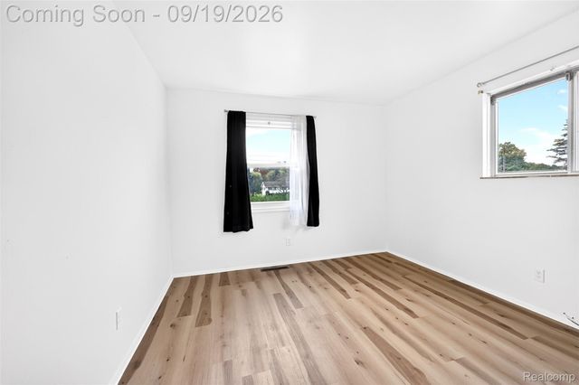 4064 Sheraton Drive, Flint Charter Township, MI 48532