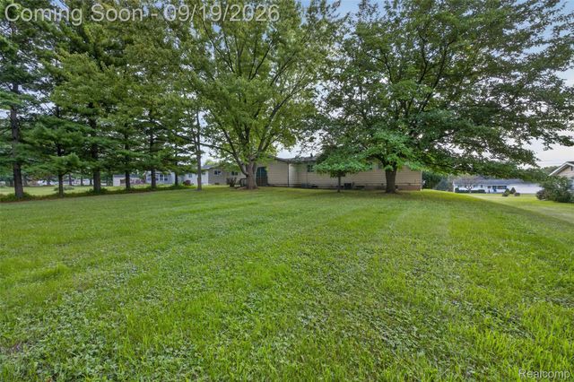 4064 Sheraton Drive, Flint Charter Township, MI 48532